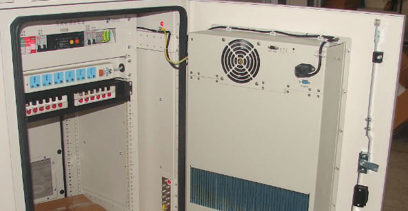 Radiating fan in an enclosure