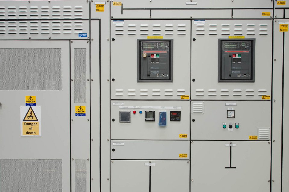 Electical switchgear