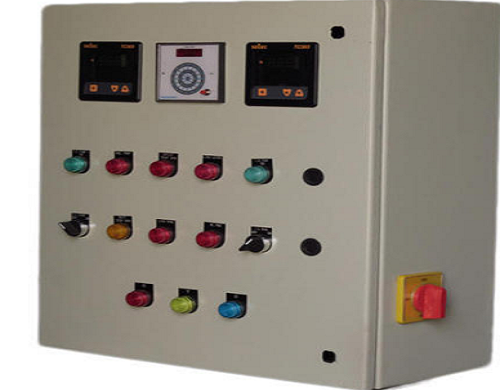 Panel de control industrial trifásico