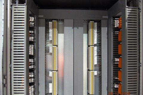 Panel penyusunan