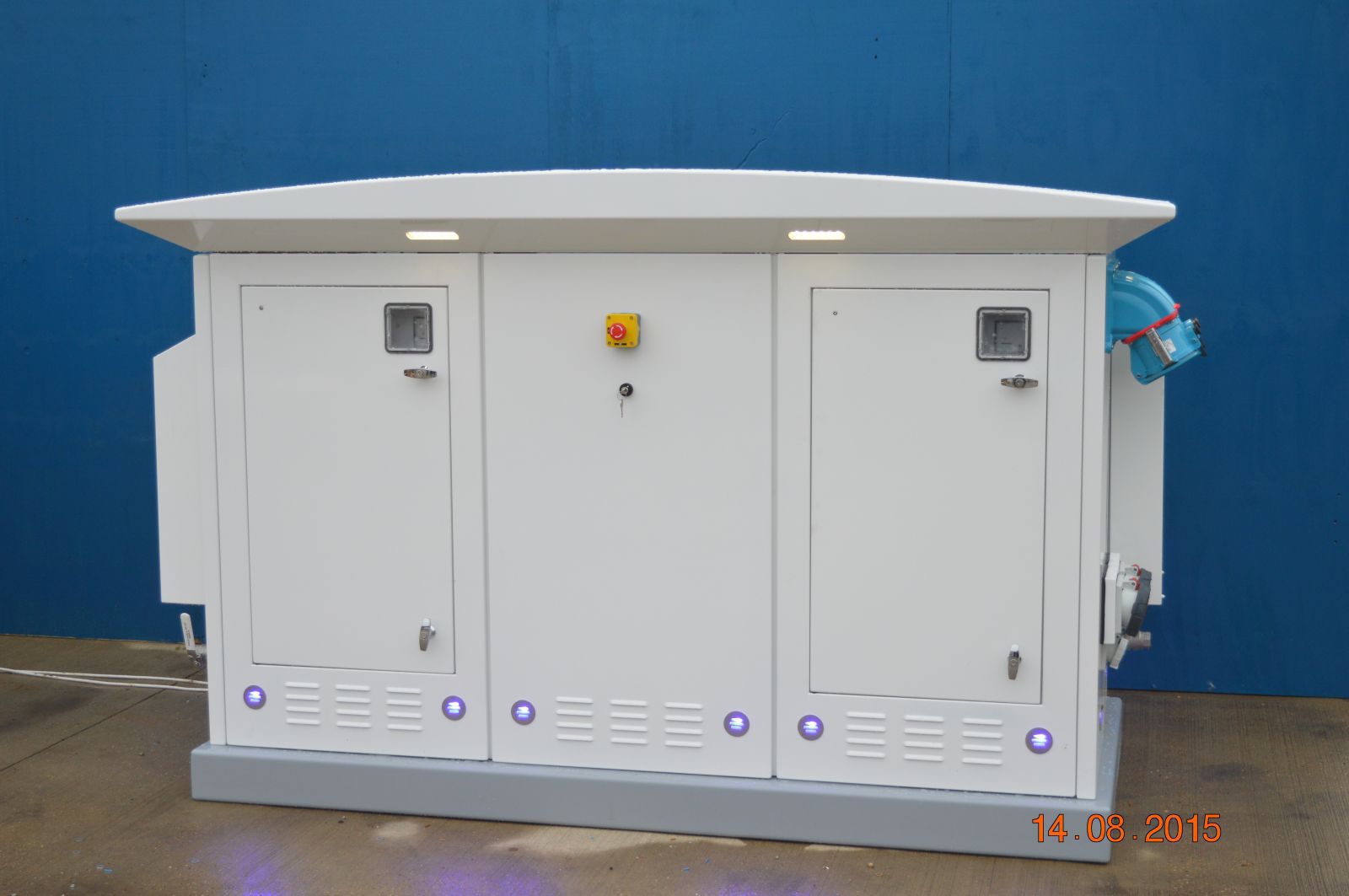 Pedestal enclosure