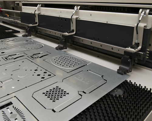 https://www.Xinvic.com/wp-content/uploads/2020/04/CNC-Turret-Punching-1.png