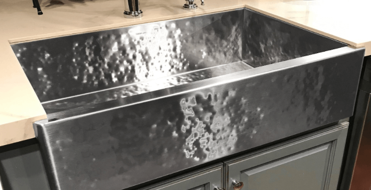 Permukaan baja tahan karat yang dipalu