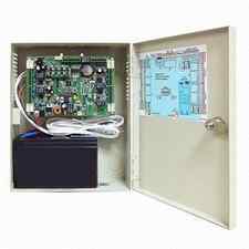 Gabinete de control de acceso con múltiples puertas