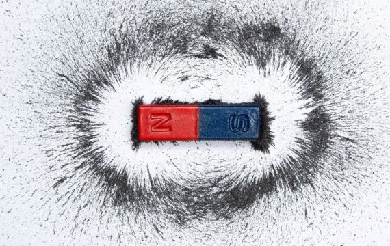 Magnetismo em Metais