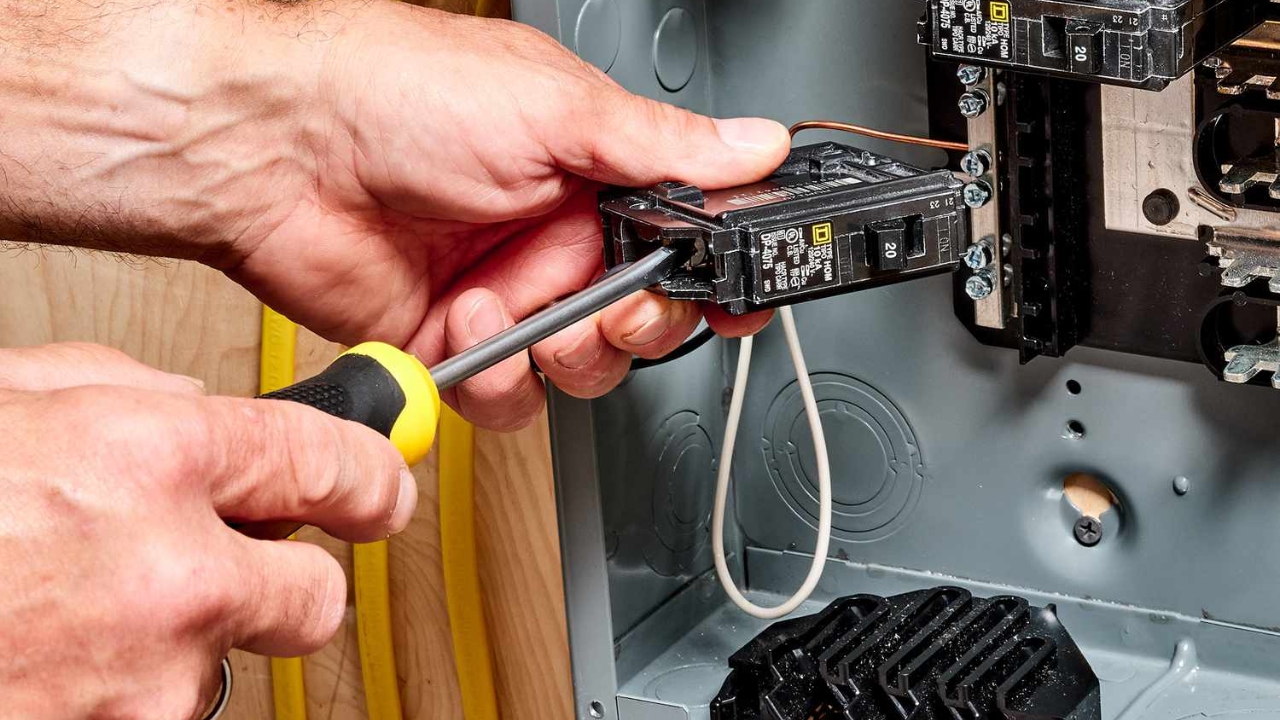 Step-by-Step Guide to Replacing a Circuit Breaker