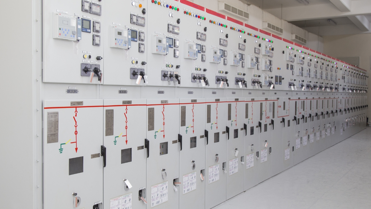 Apa Saja Komponen Switchgear MV?